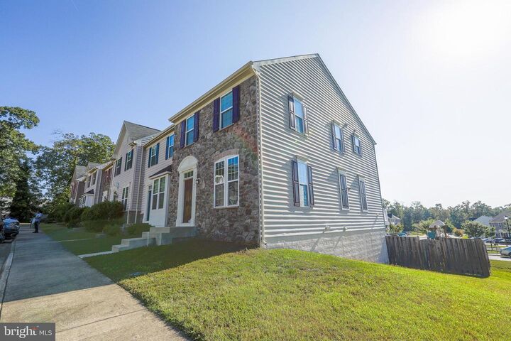 Property Photo: 3101 Alliance Court VA 22408