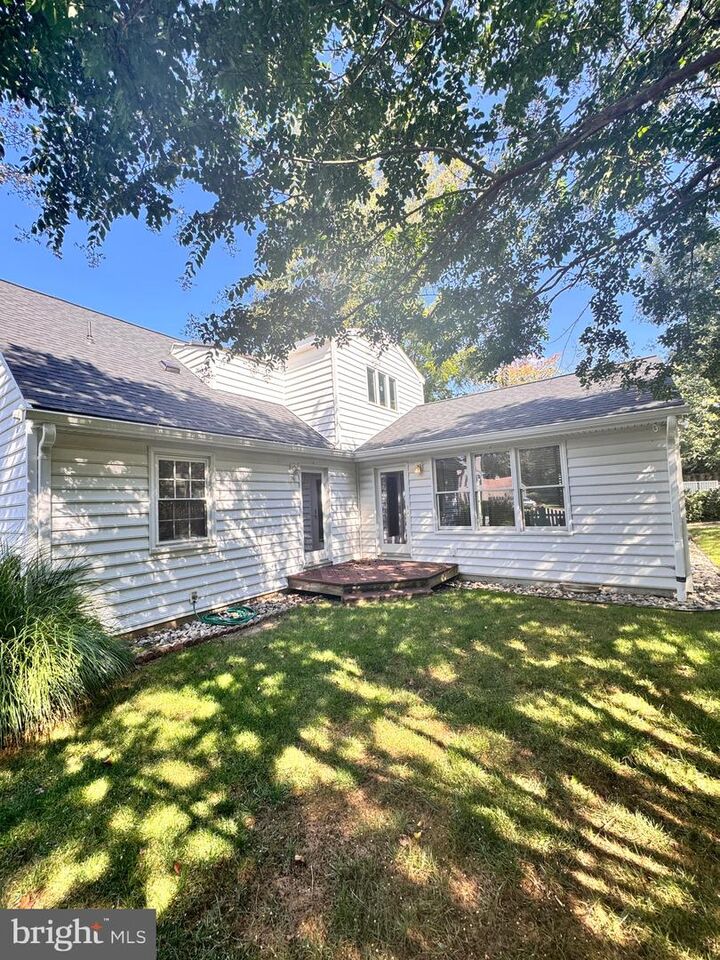 Property Photo:  8611 Canterbury Drive  VA 22003 