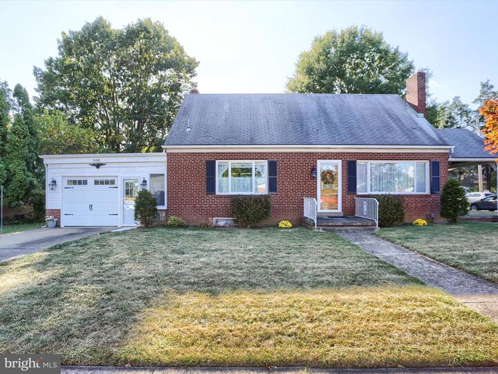 Property Photo:  900 S 31st Street  PA 17011 