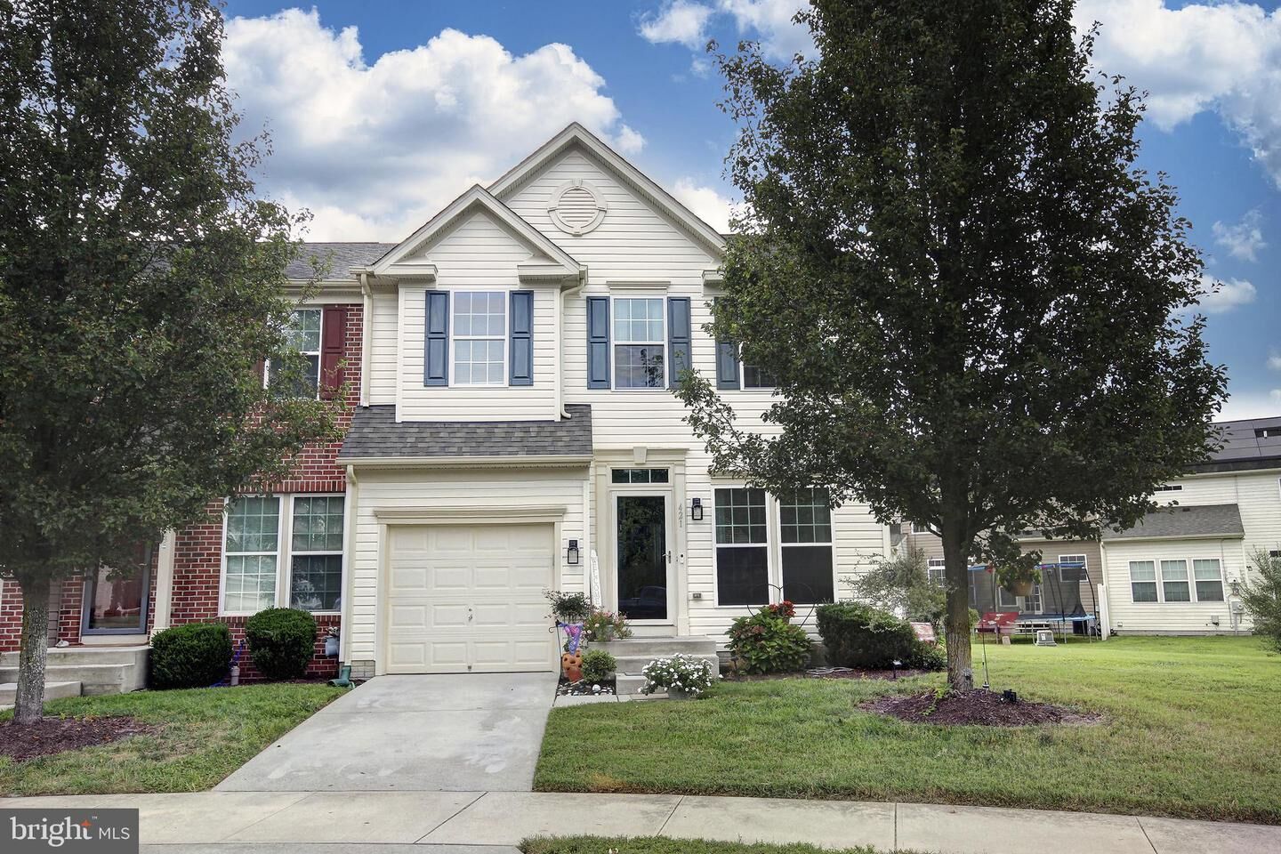 Property Photo: 421 Stream Valley Court MD 21804