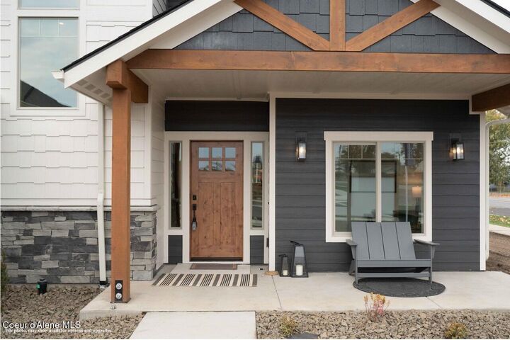 Property Photo:  993 W Cordgrass Ave  ID 83854 