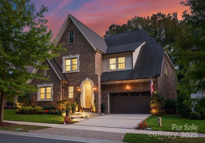 4611 Harper Court  Charlotte NC 28210 photo