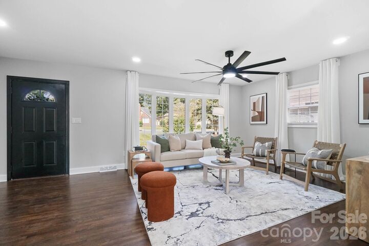 Property Photo:  1715 Washington Avenue  NC 28216 