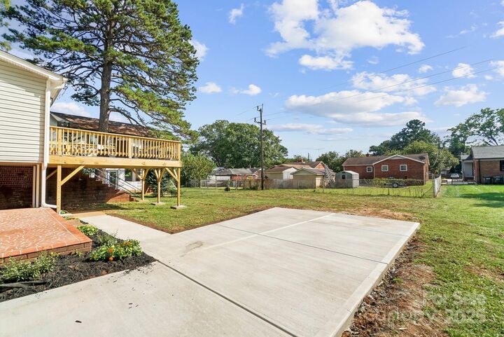 Property Photo:  1715 Washington Avenue  NC 28216 