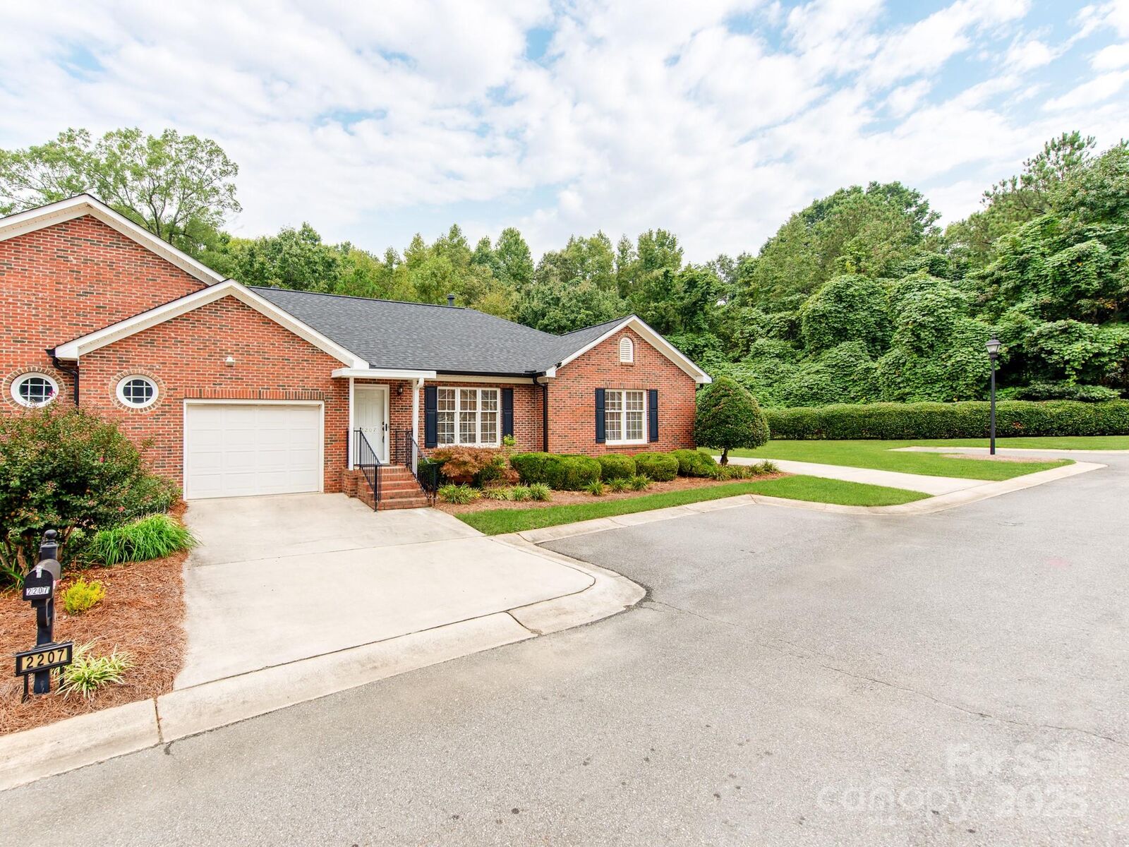 Property Photo:  2207 Windsor Woods Drive  NC 28054 