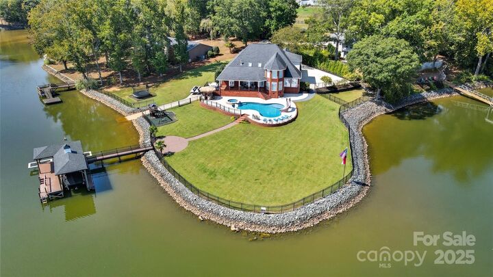 Property Photo: 8424 Catawba Cove Drive NC 28012