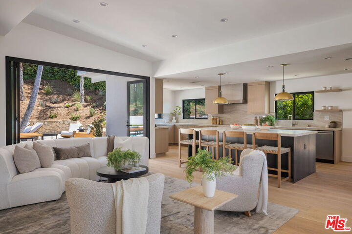 Property Photo:  13535 Bayliss Rd  CA 90049 