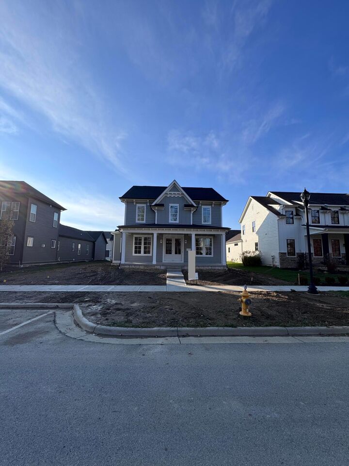 Property Photo:  5566 Evans Farm Drive  OH 43035 