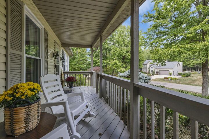 Property Photo:  602 Piedmont Lane  OH 43056 