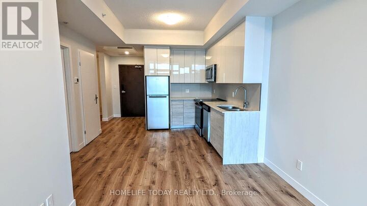 Property Photo:  60 Frederick Street 1210  ON N2H 0C7 