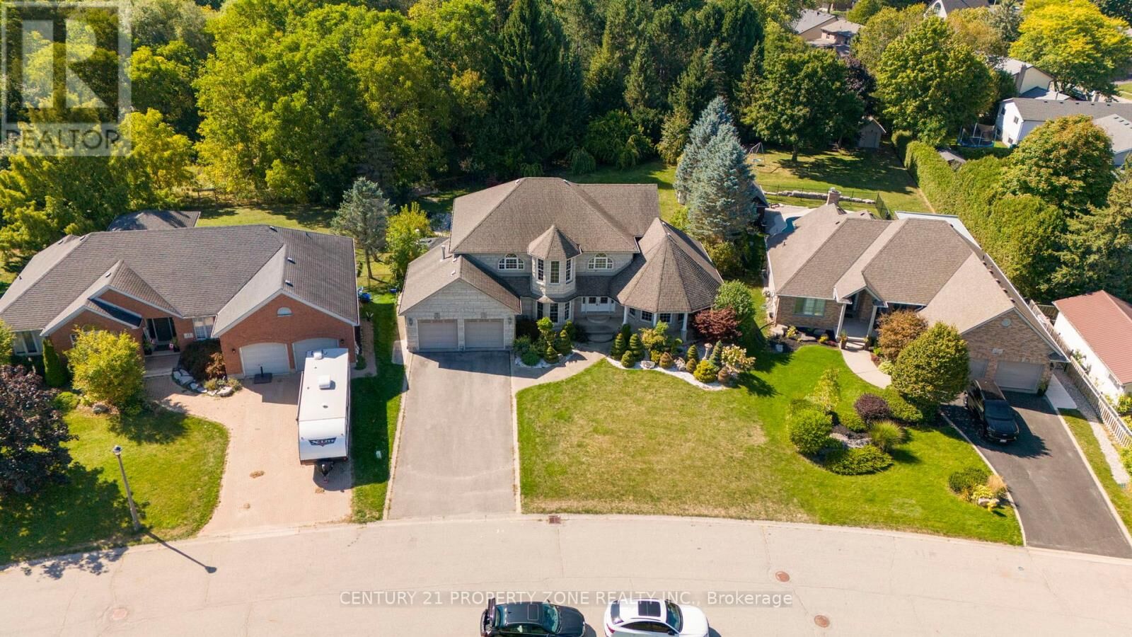 Property Photo:  15 Royal York Court  ON N0E 1N0 