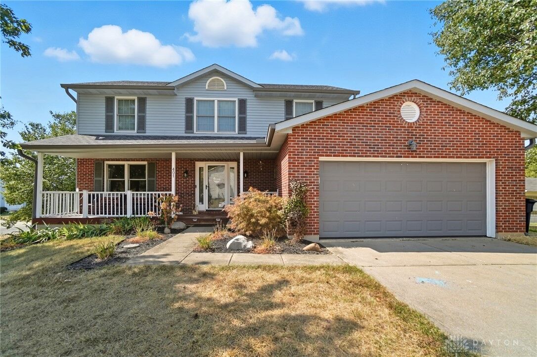 Property Photo:  401 Granny Smith Lane  OH 45044 