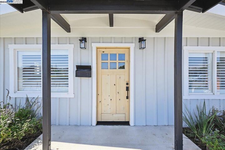 Property Photo: 4453 Porter St CA 94538