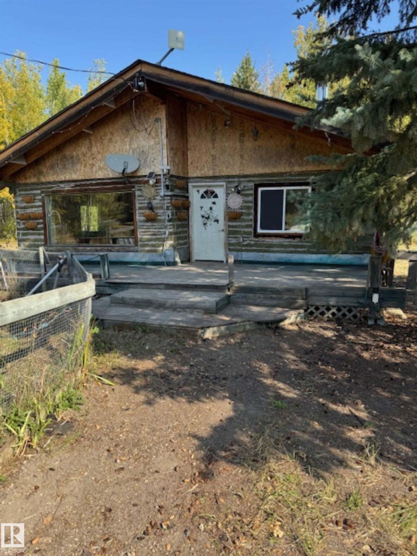 Property Photo: 57303 Range Road 33 AB T0E 1X0