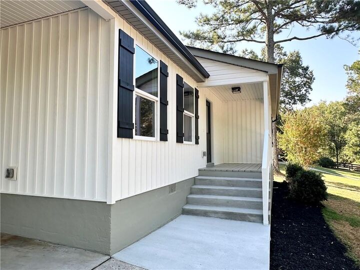 Property Photo:  127 Branson Road SE  GA 30161 