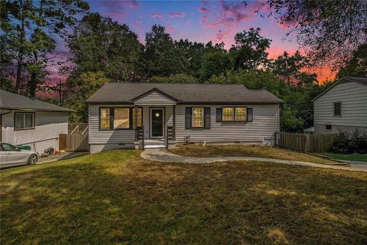 Property Photo: 1884 Meadow Lane GA 30032