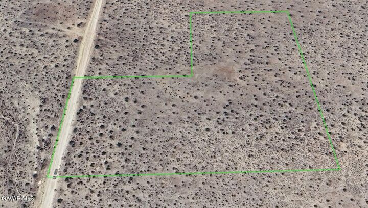 Property Photo:  20th St &Amp N/O Gentry Ave  CA 93501 