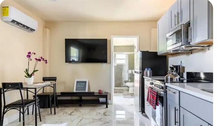 2310 NW 60th Ter  Sunrise FL 33313 photo