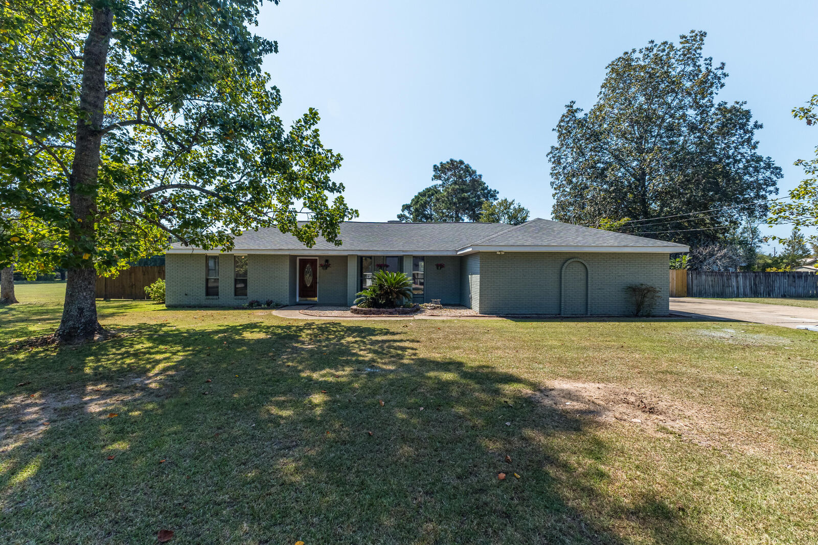 Property Photo: 102 Little John MS 39465