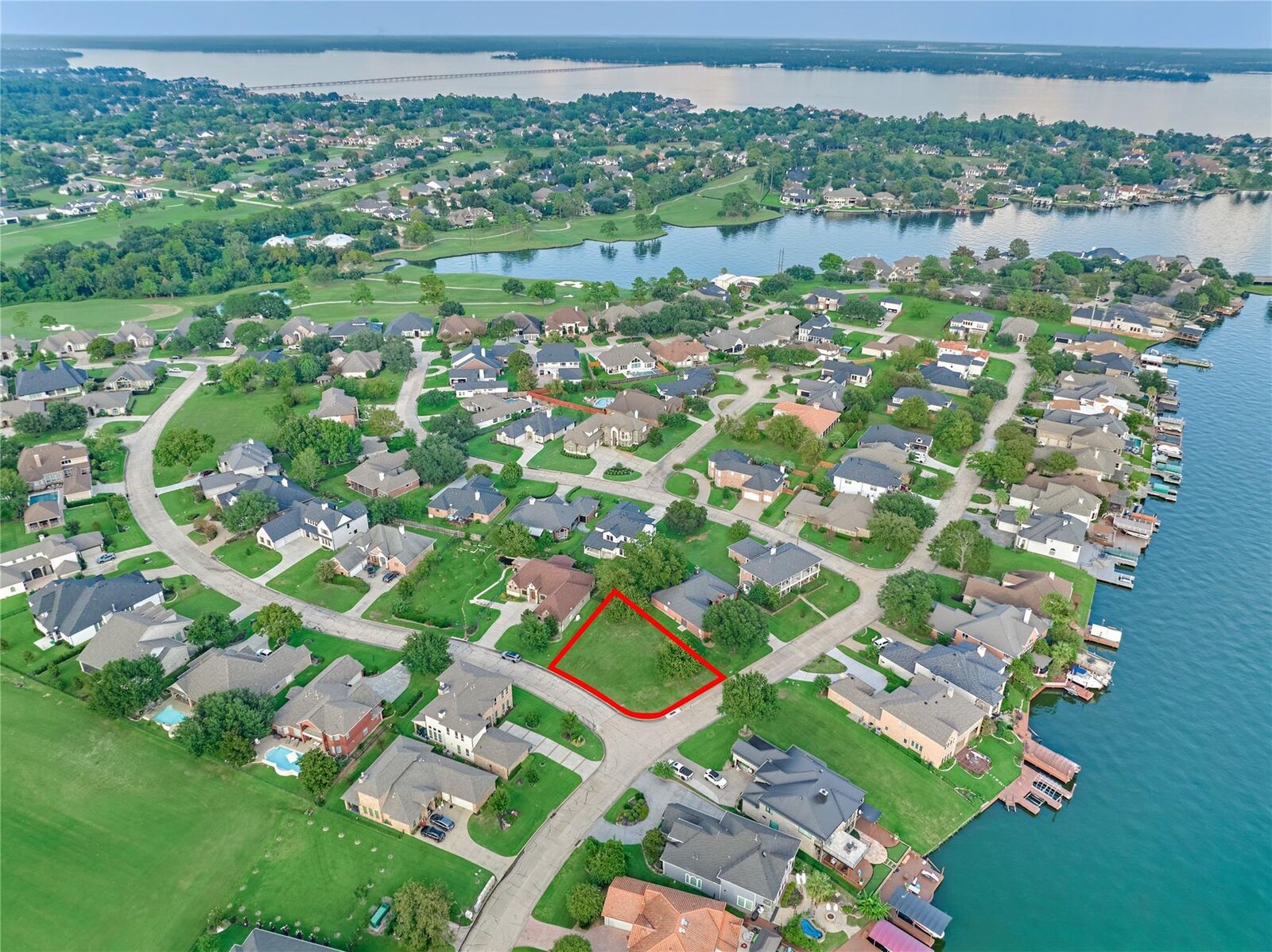 Property Photo:  141 Waterford Way  TX 77356 