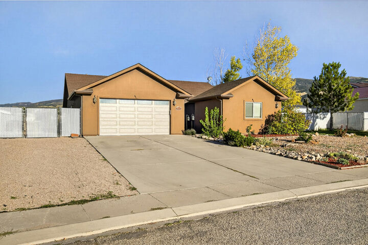 Property Photo:  5202 N Tomahawk Dr N  UT 84721 