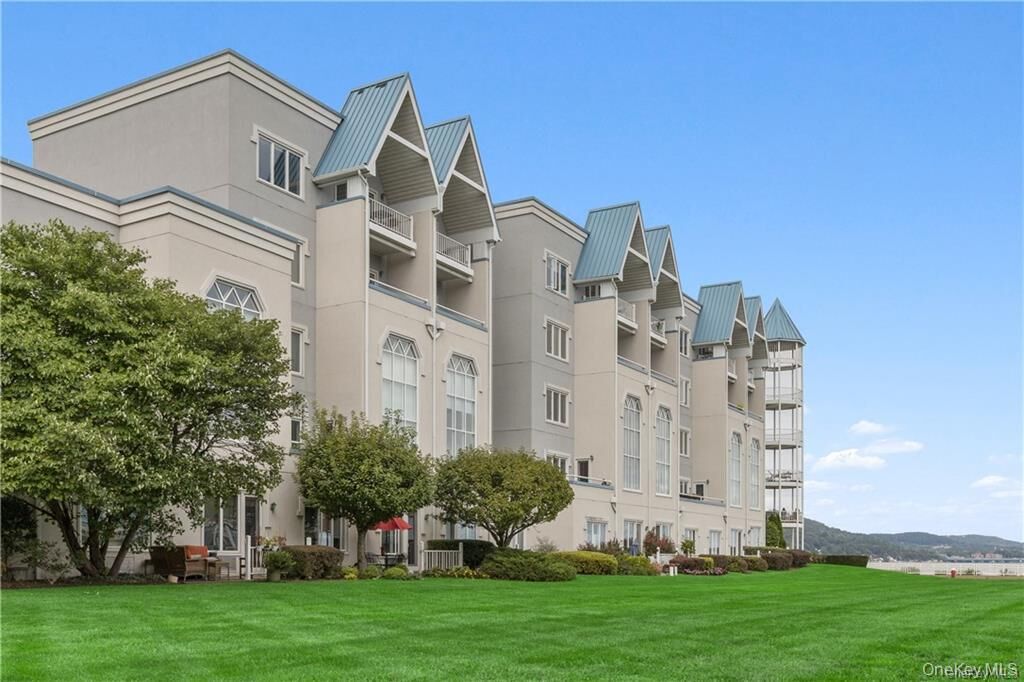 Property Photo:  202 Devries Court  NY 10968 