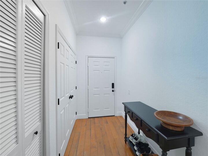 Property Photo:  580 Brantley Terrace Way 300  FL 32714 