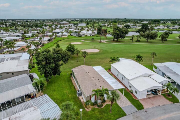 Property Photo: 2100 Kings Highway 908 FL 33980