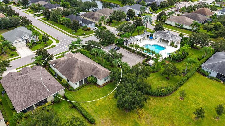 Property Photo:  4738 Claremont Park Drive  FL 34211 