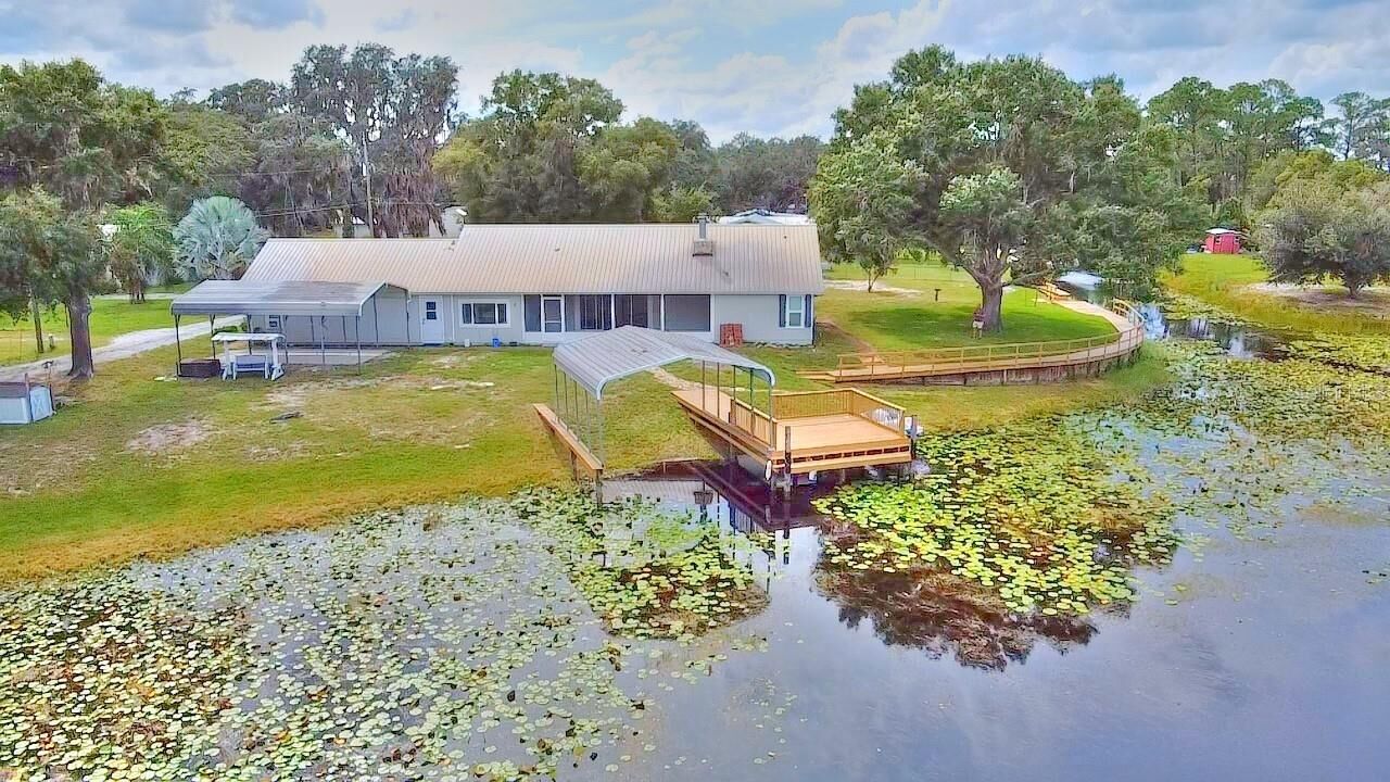 Property Photo: 24921 NE 136th Lane FL 32134