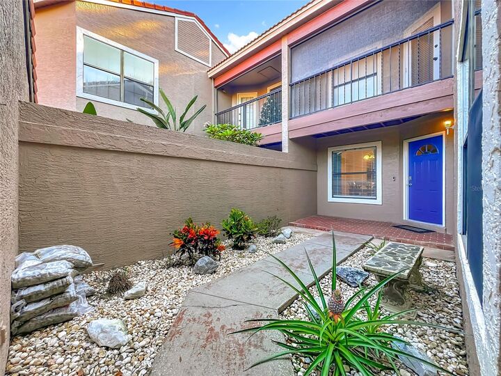 Property Photo: 709 Lighthouse Court FL 32714