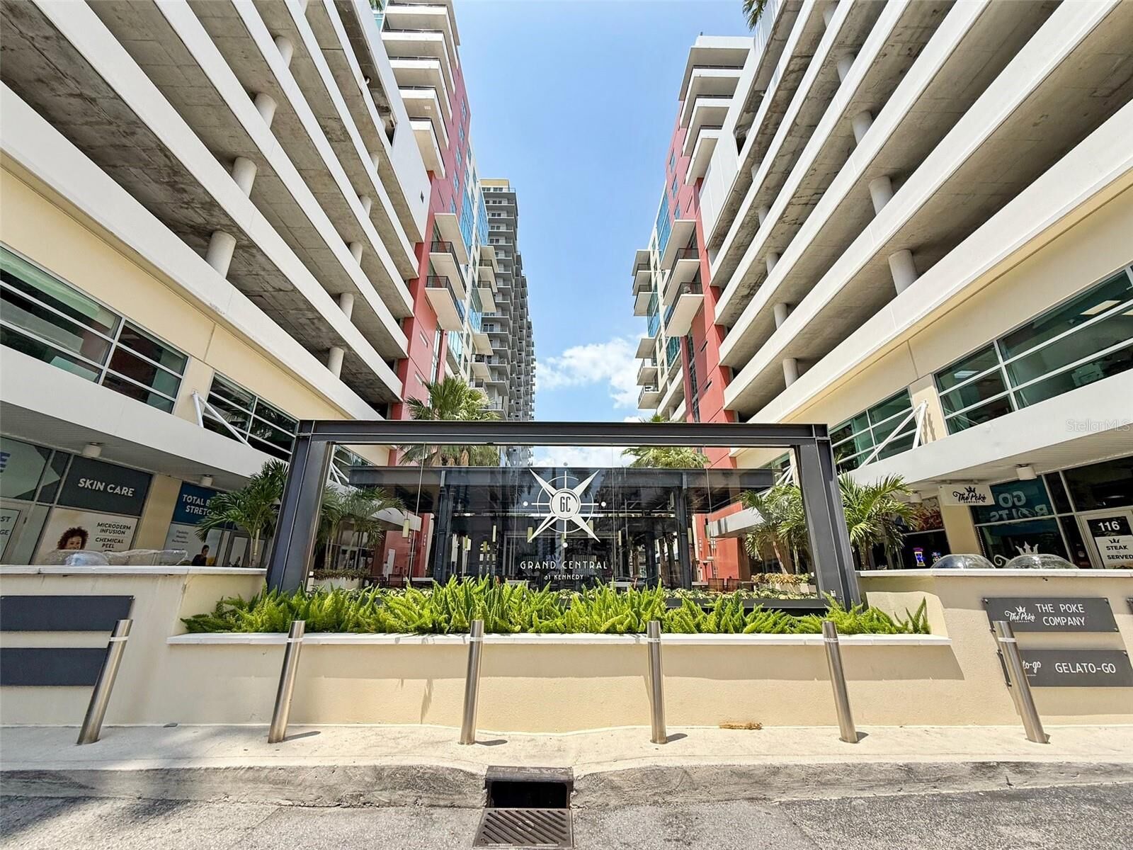 Property Photo:  1208 E Kennedy Boulevard 831  FL 33602 