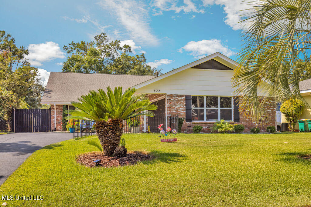 Property Photo: 177 Edgewater Drive MS 39531