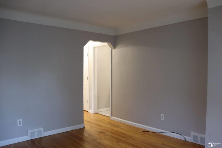 Property Photo:  3436 Bennett Street  MI 48124 