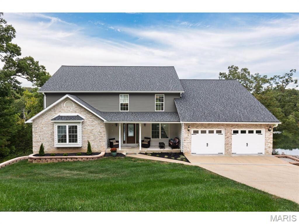 Property Photo: 10104 Lake Ridge Court MO 63050