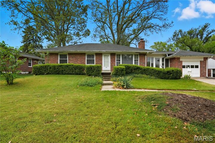 Property Photo: 9018 Gedde Avenue MO 63134