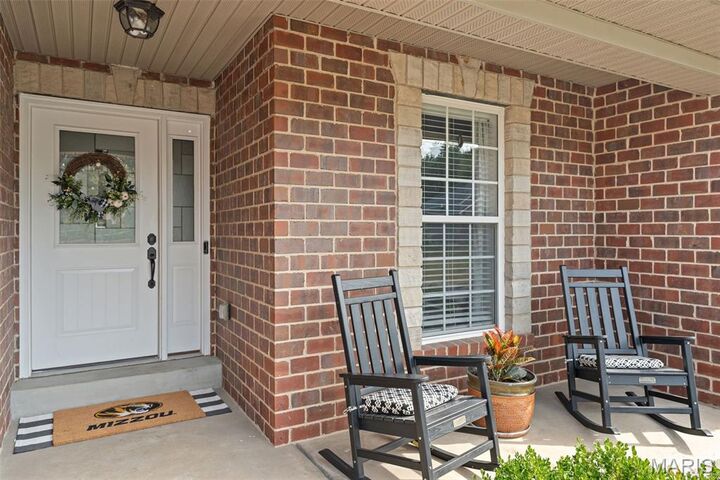 Property Photo:  419 Gnarlyvine Court  MO 63090 