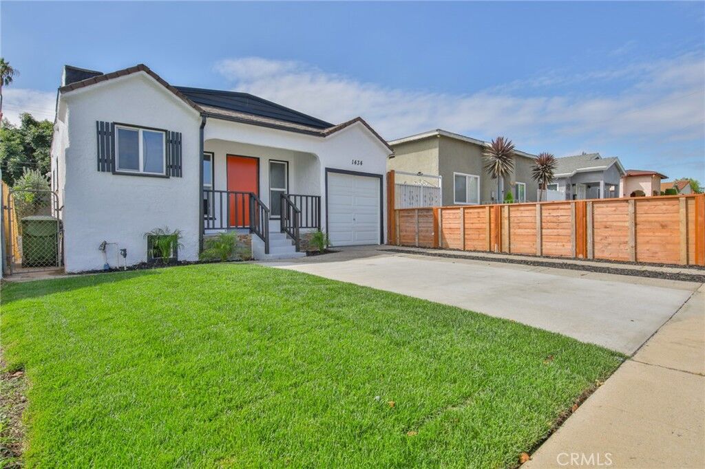 Property Photo:  1434 W 92nd St  CA 90037 