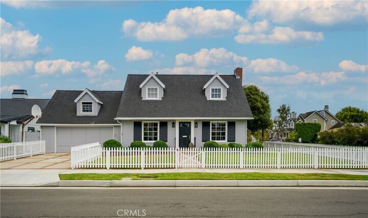 1102 Park Street  Huntington Beach CA 92648 photo