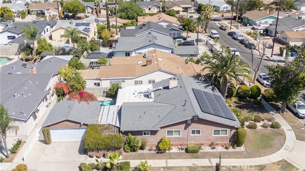 Property Photo: 12827 Covello Street CA 91605