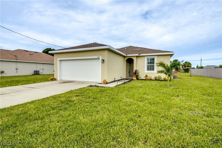 Property Photo: 1622 SW 16th Court FL 33991