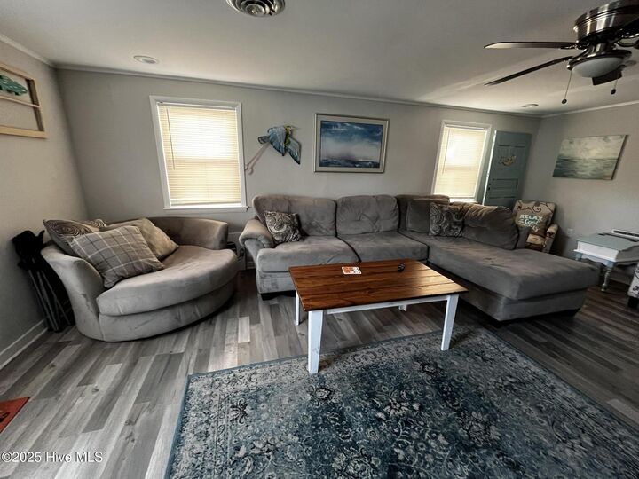 Property Photo:  105 W Avalon Drive  NC 27948 
