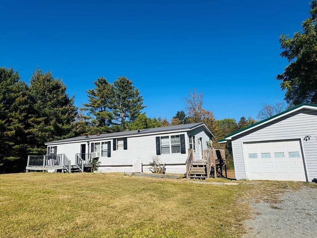 Property Photo: 7102 Lake Rd PA 18850