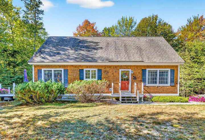 Property Photo: 304 Scenic Drive NH 03464