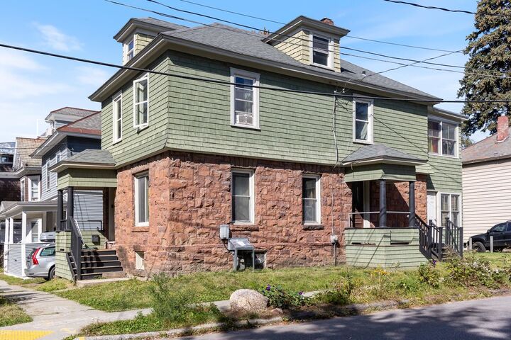 Property Photo: 60 Hickok Place VT 05401