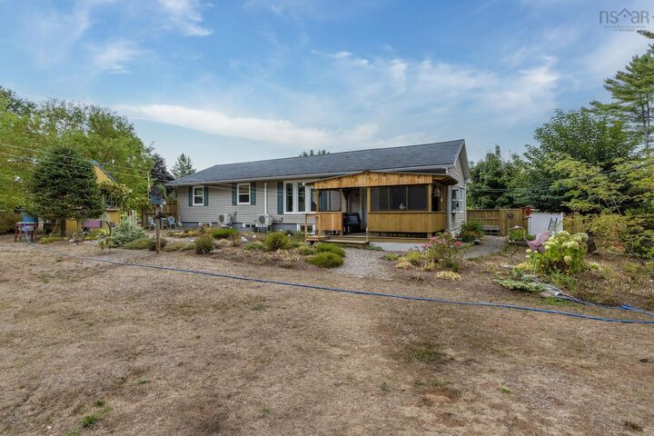 Property Photo:  75 Cook Avenue  NS B0P 1W0 