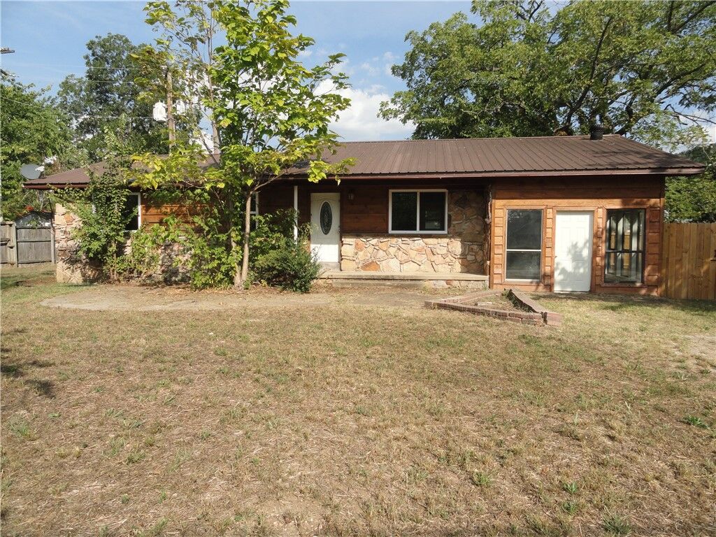 Property Photo:  203 Range Street  AR 72650 