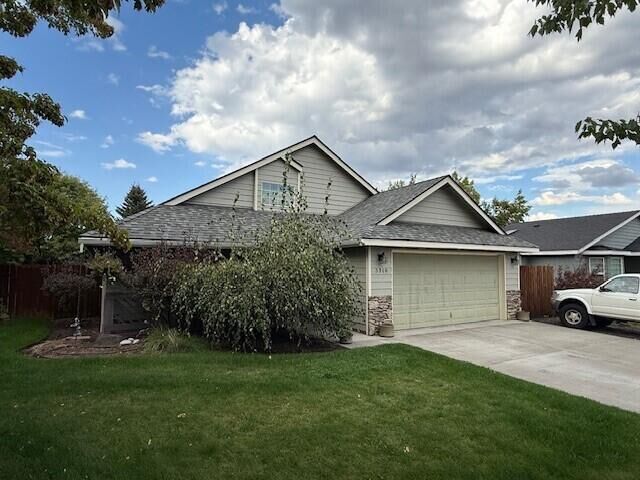 3310 NE Mendenhall Drive  Bend OR 97701 photo