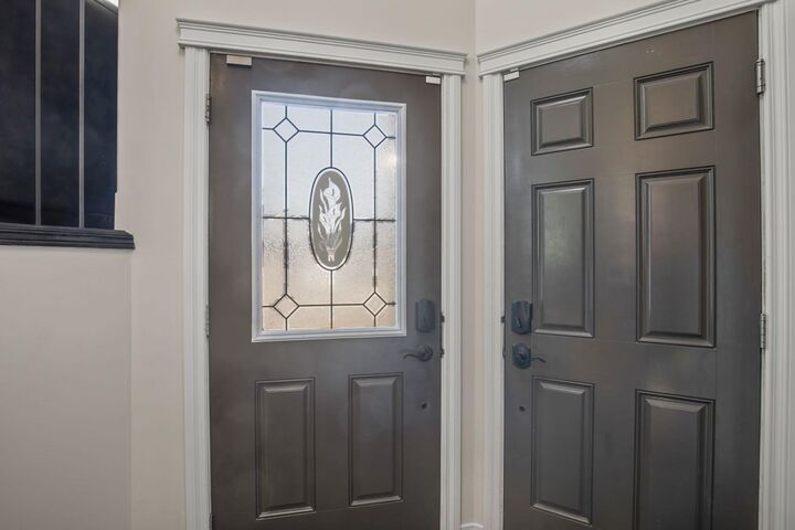 Property Photo:  44 Isbister Close  AB T4R 0B9 