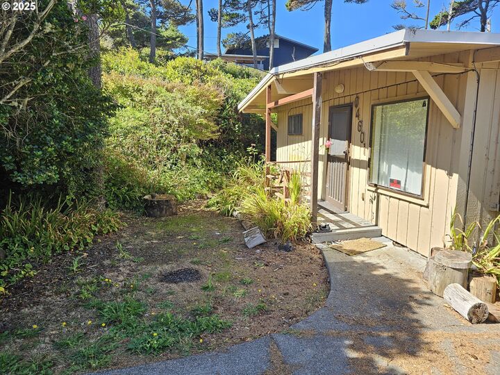 Property Photo: 4601 Arago St OR 97439